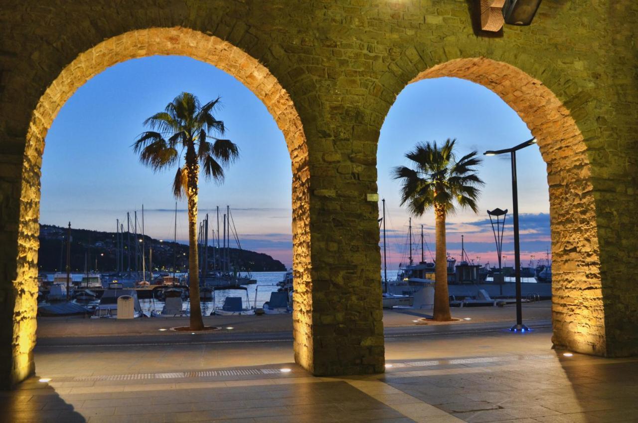 New Istrian Experience By Istrian Apartments Koper Bagian luar foto