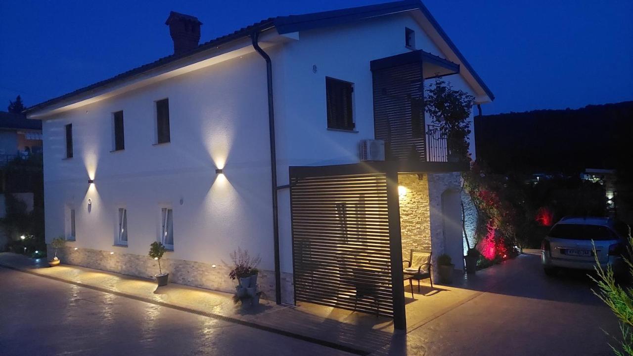 New Istrian Experience By Istrian Apartments Koper Bagian luar foto